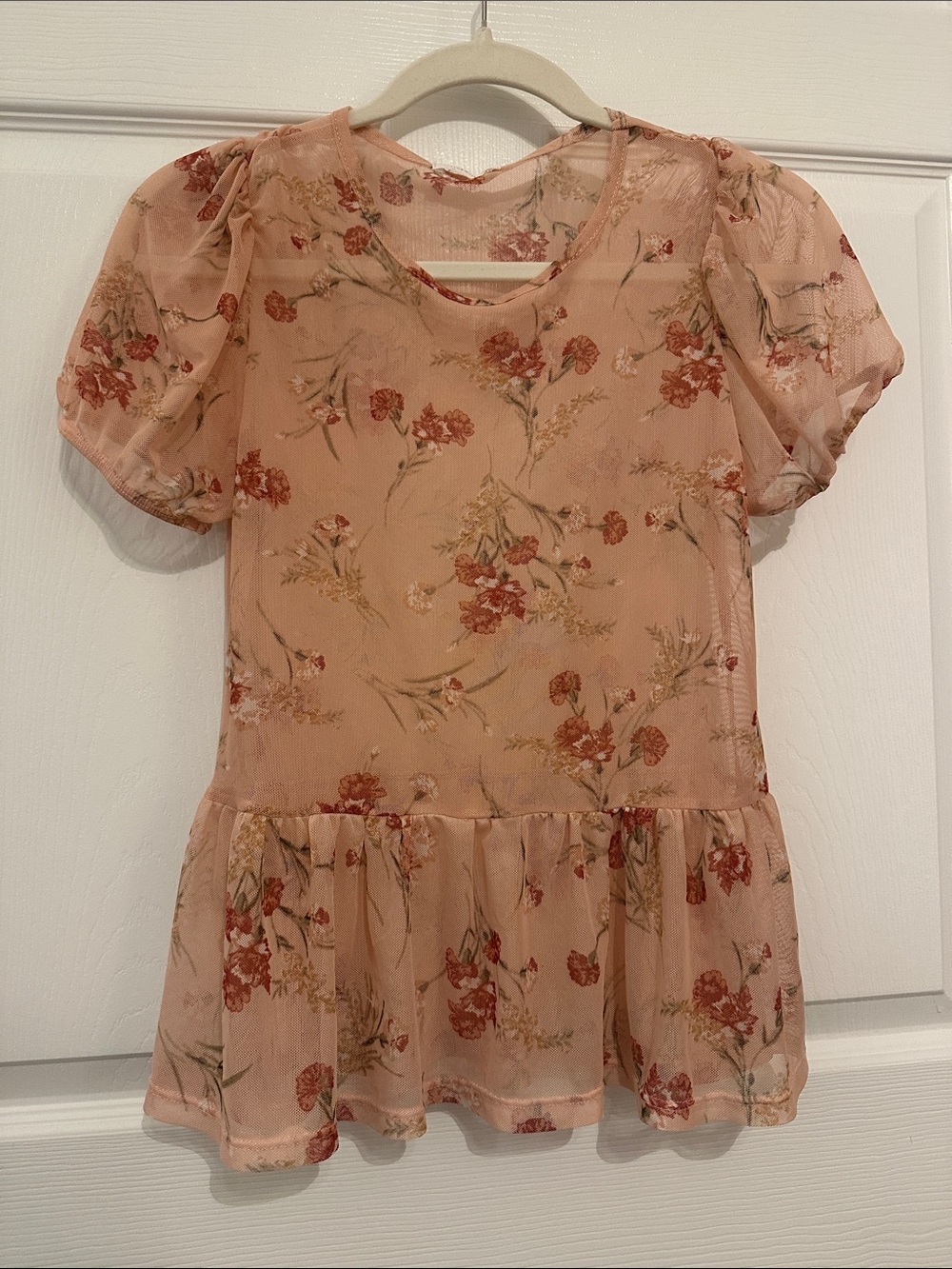 Floral Peplum Short-Sleeve Blouse in Blush Pink